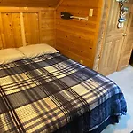 Mountain View Lodge 5 Bedroom Cabin
