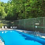 High Cotton 3 Bedroom Home With Hot Tub