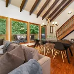 A Smoky Mountains Retreat - Chalet De Montagne