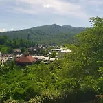 Gatlinburg Chateau Condo 506