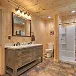 Gatlinburg Cabin With Loft And Game Room 1 Mi To Town