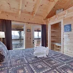 Always, 1 Bedroom, Hot Tub, Jetted Tub, Fireplace, Wifi, Sleeps 2