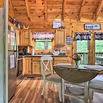 Romantic Gatlinburg Cabin With Hot Tub And Pool Access