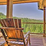 Spacious Mountain Retreat With Hot Tub And Views!