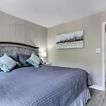 Gatlinburg Condo Walk To Downtown Attractions!