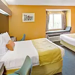 Microtel Inn & Suites By Wyndham Gatlinburg