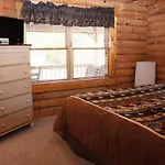 8 Bears Lodge