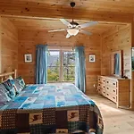 Mountain View 5 Bdrm Gatlinburg Cabin Near Downtown Arts