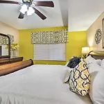 Gatlinburg Condo About 2 Mi To Smoky Mountains!