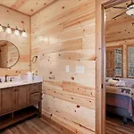 Smokey Treats Cabin