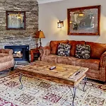 Olde Gatlinburg Place Unit 510 - Great Location! Close To Town! Condo