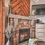 Studio About 3 Mi To Great Smoky Mountain Natl Park!