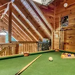 Cupid\'S Hideaway - Convenient To Downtown Gatlinburg And The National Park! Cabin