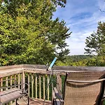 Cozy Cabin With Mountain Views And Easy Access To All Attractions