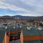 Bearfoot Lodge