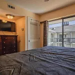 Oak Square - Unit 403
