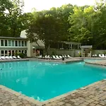 The Overlook - \'21 Cabin - Gorgeous Unobstructed Views - Fire Pit Table - Gamerm - Hottub - Xbox - Lots Of Bears