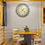 Nestled Inn