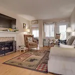 Gatlinburg Condo With Mountain Views And Pool Access