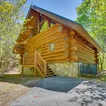 Idyllic Gatlinburg Cabin With Hot Tub And Balcony!