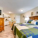 Dtwn Gatlinburg Studio Pool Access!