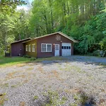 Charming Gatlinburg Home Pets And Families Welcome!