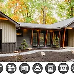 Bigfoots Retreat Chalet