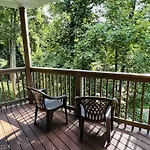 Distiller\'S Den Cabin Cabin