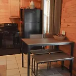 The Cave At Shady Woods - 1 Bedroom Studio - Walk To Downtown!