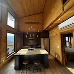 4 Bears Cabin