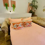 Lodge H - Cabin