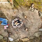 Ashberry By Avantstay Large Cabin Surrounded In Pine Tree W River Views Game Room