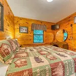 Lazy Creek Retreat Home