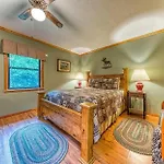Lazy Creek Retreat Home
