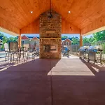 Pirates Peak Cabin