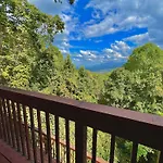 Bearly Hidden Ridge Cabin