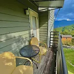 Smoky Top Summit Condo Condo