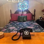 Daisy\'S Enchanted Cottage