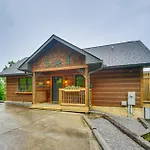 Gatlinburg Cabin In The Clouds With Hot Tub And Views!