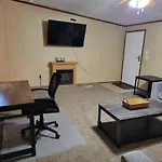 5Br Family Lodge In Gatlinburg With Hot Tub