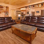 Bearfoot Lodge