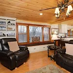 Karens Cozy Cottage