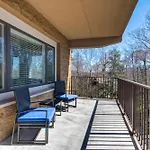 Venus Lodges 141 By Stony Brook Cabins