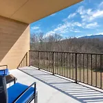 Venus Lodges 145 By Stony Brook Cabins