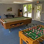 Daya, Hot Tub, Pool Table, 1089 Of Free Attraction Tickets For Each Paid Day, Dollywood And More!