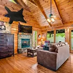 Gatlinburg Enchanted Treehouse By Stony Brook Cabins