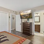 Obear Mountain Is A Newly Updated Condo In Chalet Village Of Gatlinburg!