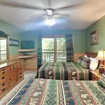 Above The Clouds, 4 Bedrooms, Pool Access, Private, Gaming, Sleeps 16