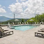Highlands Of The Smokies 501Ph 3Br