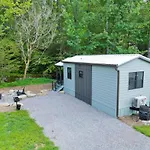 Water View Cabin - Fishing Lake - Groundhog Cabin